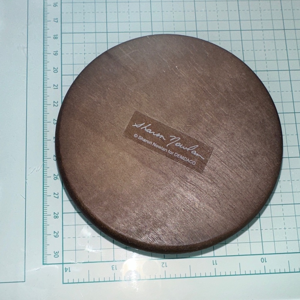 Happy Home Paperweight - Picture 2 of 2